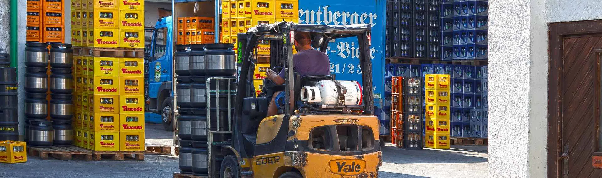 forklift truck tracking